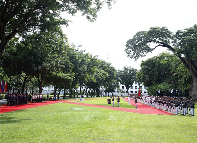Lễ đón Tổng Bí thư, Chủ tịch nước Tô Lâm và Phu nhân được tổ chức trọng thể tại Phủ Tổng thống ở thủ đô Manila. Ảnh: Thống Nhất – TTXVN 