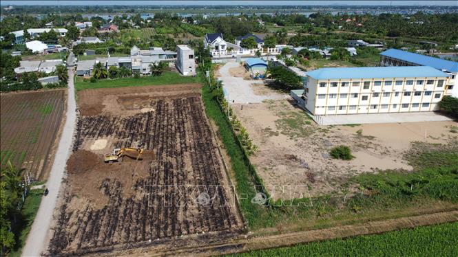 Dự án trường Phổ thông nội trú Tiểu học - THCS Thường Phước (xã Thường Phước) đã hoàn thành công tác giải phóng mặt bằng. Ảnh: Nhựt An - TTXVN