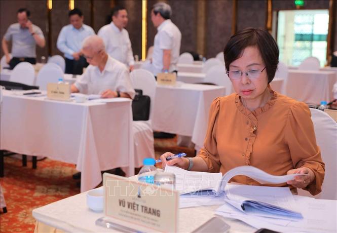 Tổng Giám đốc Thông tấn xã Việt Nam Vũ Việt Trang tham gia Hội đồng chấm Chung khảo. Ảnh: Hoàng Hiếu - TTXVN