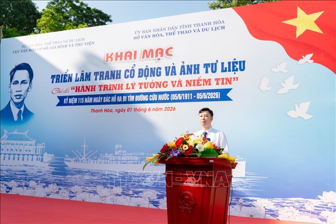 Lê Văn Trung, Giám đốc Sở Văn hóa, Thể thao và Du lịch Thanh Hóa, phát biểu tại lễ khai mạc. Ảnh: Việt Hoàng - TTXVN