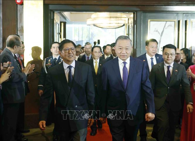 Tổng Bí thư, Chủ tịch nước Tô Lâm và Tổng thống Philippines Ferdinand Romualdez Marcos Jr. đến dự Diễn đàn Doanh nghiệp Việt Nam - Philippines. Ảnh: Thống Nhất – TTXVN