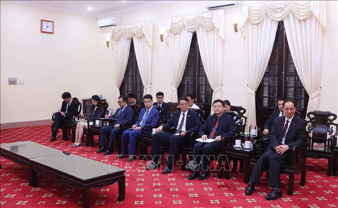 Đoàn đại biểu Đại sứ quán nước Cộng hòa Nhân dân Trung Hoa tại Việt Nam dự buổi tiếp. Ảnh: Văn Điệp – TTXVN