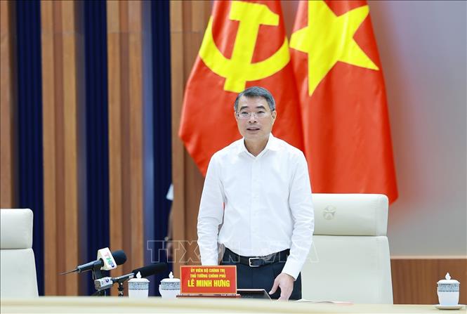 Thủ tướng Lê Minh Hưng làm việc với lãnh đạo thành phố Hải Phòng và các tỉnh Quảng Ninh, Bắc Ninh, Ninh Bình, Hưng Yên về nhà ở xã hội, nhà ở cho thuê. Ảnh: Dương Giang - TTXVN
