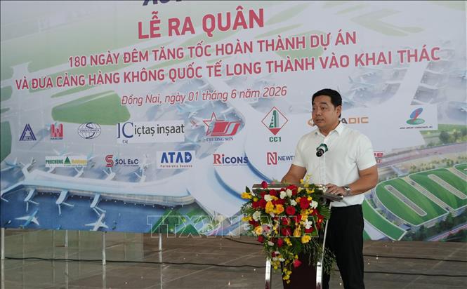 Ông Nguyễn Đức Hùng, Quyền Tổng Giám đốc Tổng Công ty Cảng hàng không Việt Nam phát biểu tại lễ. Ảnh: Công Phong - TTXVN