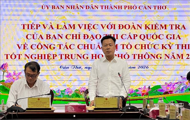 Thứ trưởng Bộ Giáo dục và Đào tạo Lê Quân phát biểu tại buổi làm việc. Ảnh: Ánh Tuyết - TTXVN