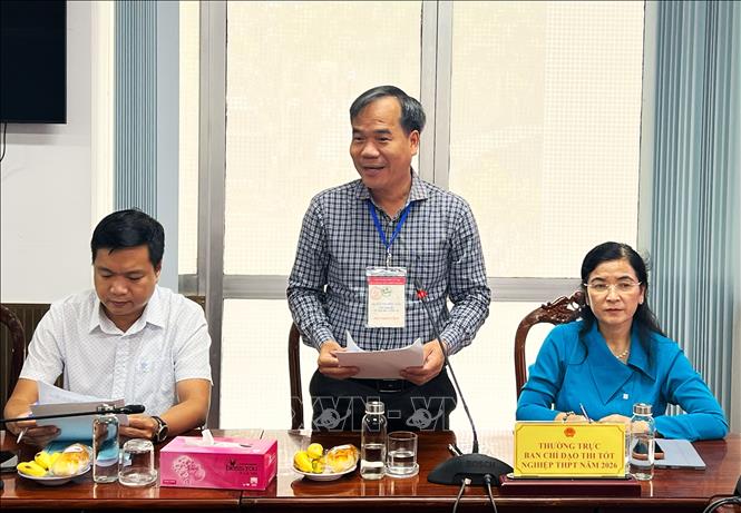 Ông Nguyễn Phúc Tăng, Phó Giám đốc Sở Giáo dục và Đào tạo thành phố Cần Thơ, phát biểu tại buổi làm việc . Ảnh: Ánh Tuyết - TTXVN