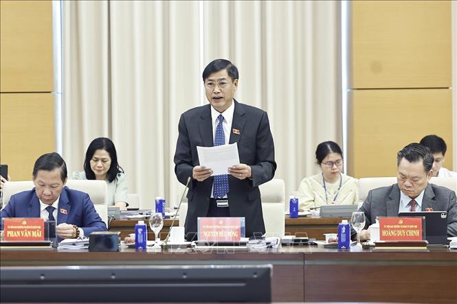 Uỷ viên Ban Thường vụ Đảng uỷ Quốc hội, Chủ nhiệm Ủy ban Công tác đại biểu của Quốc hội Nguyễn Hữu Đông phát biểu. Ảnh: Doãn Tấn - TTXVN
