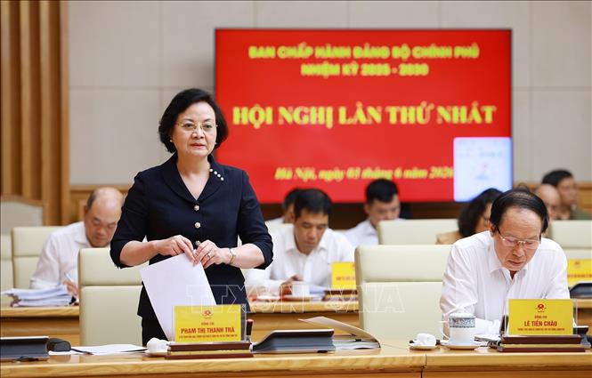 Phó Thủ tướng Phạm Thị Thanh Trà phát biểu tại Hội nghị lần thứ nhất BCH Đảng bộ Chính phủ. Ảnh: Dương Giang – TTXVN