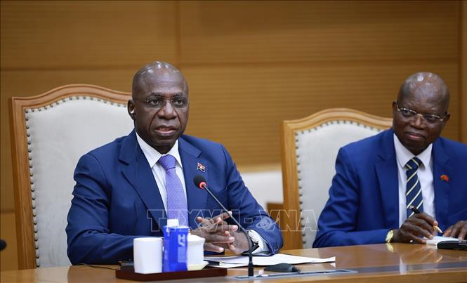 Bộ trưởng Ngoại giao Cộng hòa Angola Téte António phát biểu. Ảnh: Dương Giang – TTXVN
