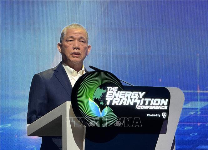 Phó Thủ tướng Malaysia Fadillah Yusof phát biểu tại lễ khai mạc hội nghị ETCon26. Ảnh: Viên Luyến – PV TTXVN tại Malaysia