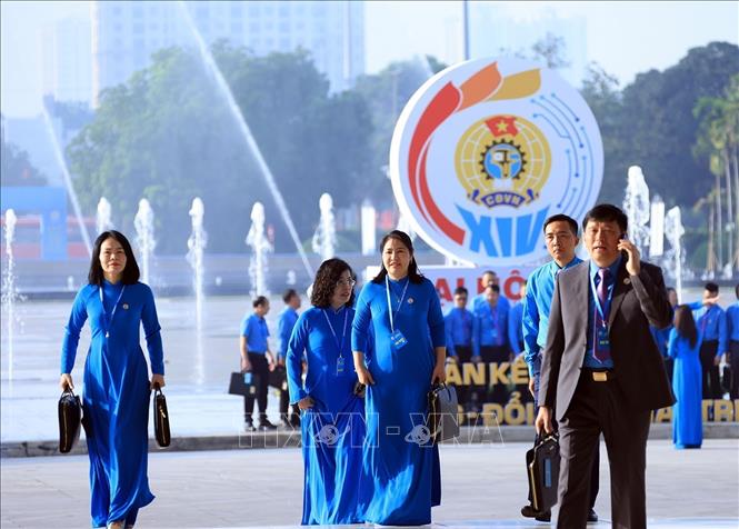 Các đại biểu đến dự Phiên làm việc trọng thể Đại hội XIV Công đoàn Việt Nam. Ảnh: Tuấn Anh - TTXVN