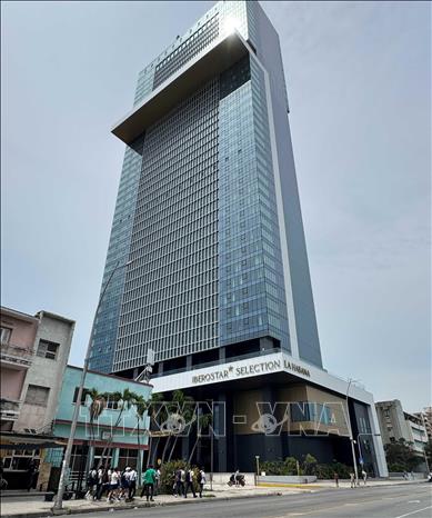 Khách sạn Iberostar hiện đại nhất Cuba, tọa lạc tại thủ đô La Habana, sẽ ngừng hoạt động. Ảnh: Việt Hùng-PV TTXVN tại Cuba 