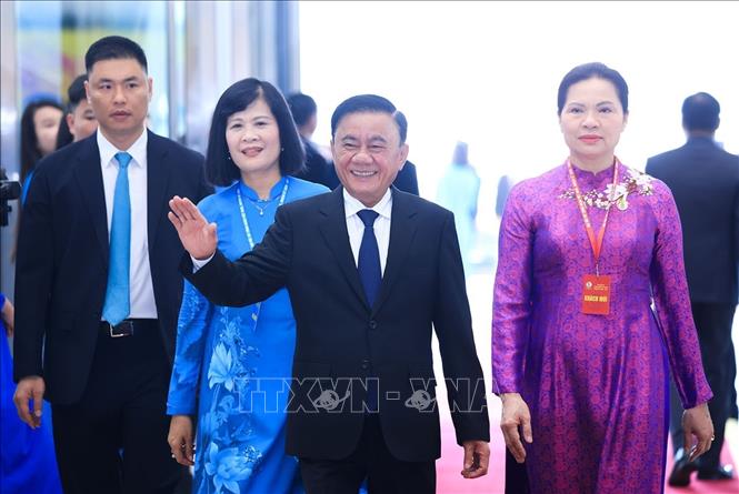 Đồng chí Trần Cẩm Tú, Uỷ viên Bộ Chính trị, Thường trực Ban Bí thư đến dự Đại hội. Ảnh: Tuấn Anh - TTXVN