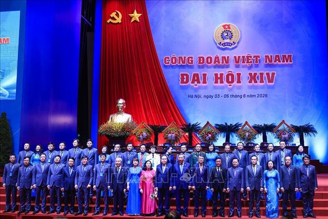 Lãnh đạo Đảng, Nhà nước chụp ảnh chung với các đại biểu. Ảnh: Tuấn Anh - TTXVN