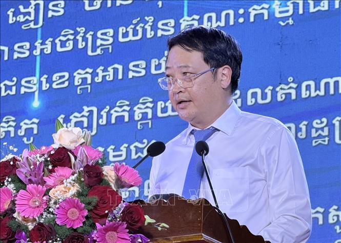 Ông Bùi Quang Hưng, Phó Cục trưởng Cục Xúc tiến thương mại, Bộ Công Thương phát biểu. Ảnh: Thanh Sang - TTXVN
