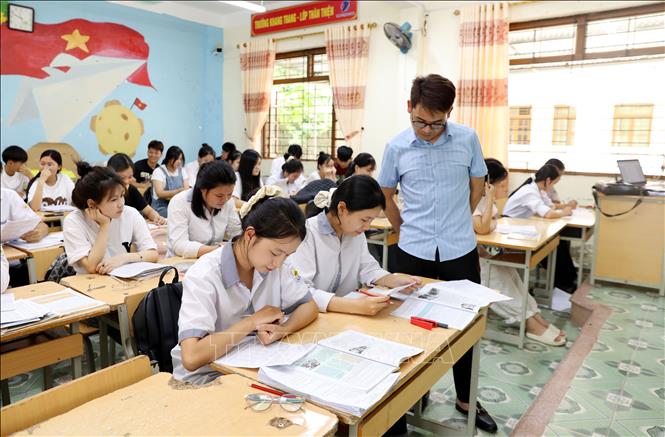 Công tác ôn tập, củng cố kiến thức, kĩ năng làm bài thi của tại các Trường THPT trên địa bàn tỉnh Lạng Sơn sẽ kết thúc trước ngày 8/6/2026. Ảnh: Văn Đạt - TTXVN