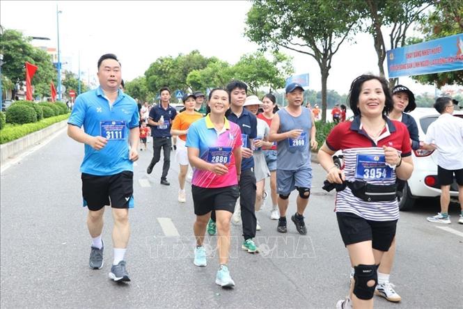 Giải đấu là ngày hội thể thao lan tỏa tinh thần đoàn kết và lối sống tích cực trong đoàn viên, người lao động. Ảnh: Mạnh Minh - TTXVN