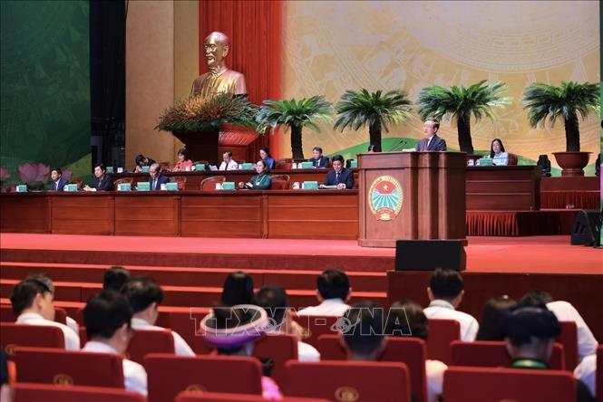Chủ tịch Hội Nông dân Việt Nam khoá VIII Lương Quốc Đoàn trình bày Đề án nhân sự Ban Chấp hành Hội Nông dân Việt Nam khoá IX, nhiệm kỳ 2026 - 2031. Ảnh: Hoàng Hiếu - TTXVN