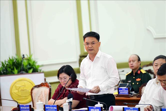 Ông Nguyễn Mạnh Cường, Phó Chủ tịch UBND Thành phố Hồ Chí Minh, Trưởng Ban chỉ đạo 515 Thành phố Hồ Chí Minh phát biểu tại Hội thảo. Ảnh: Xuân Khu - TTXVN