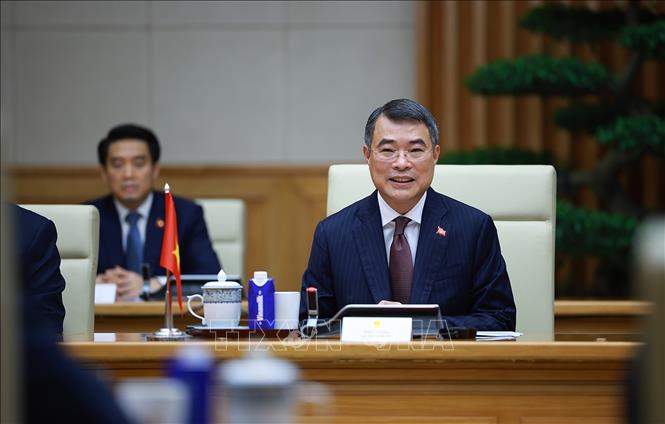 Thủ tướng Lê Minh Hưng phát biểu tại cuộc hội đàm với Thủ tướng Thái Lan Anutin Charnvirakul. Ảnh: Dương Giang – TTXVN
