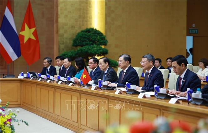 Thủ tướng Lê Minh Hưng phát biểu tại cuộc hội đàm với Thủ tướng Thái Lan Anutin Charnvirakul. Ảnh: Dương Giang – TTXVN
