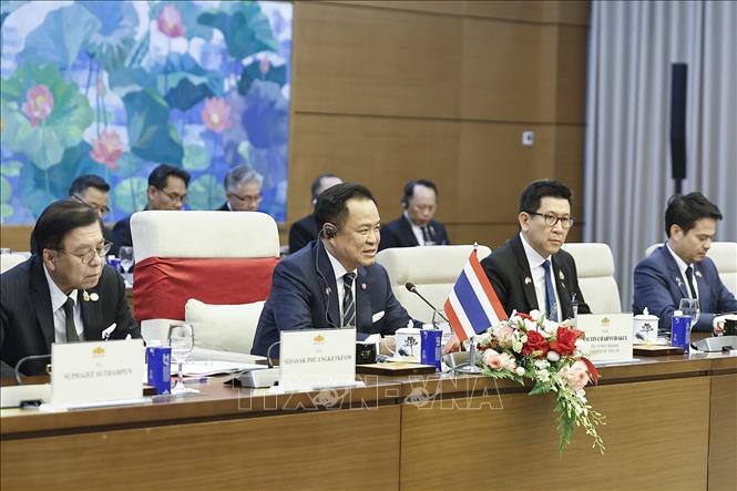 Thủ tướng Thái Lan Anutin Charnvirakul phát biểu tại cuộc hội kiến Chủ tịch Quốc hội Trần Thanh Mẫn. Ảnh: Doãn Tấn - TTXVN