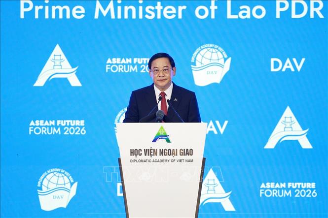 Thủ tướng Lào Sonexay Siphandone phát biểu tại Phiên khai mạc Diễn đàn Tương lai ASEAN lần thứ ba. Ảnh: Dương Giang – TTXVN