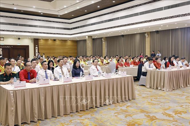 Chủ tịch Quốc hội Trần Thanh Mẫn và đại biểu dự Lễ tôn vinh người hiến máu tình nguyện tiêu biểu toàn quốc năm 2026. Ảnh: Doãn Tấn - TTXVN