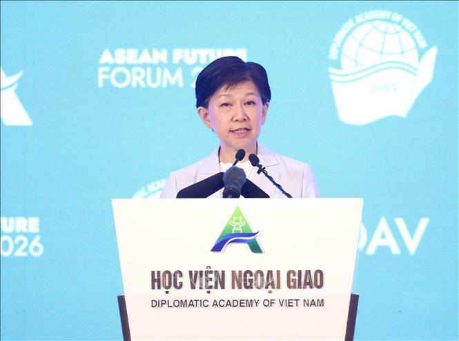 Phó Tổng Thư ký Liên hợp quốc và Đại diện cấp cao về Giải trừ quân bị Izumi Nakamitsu phát biểu. Ảnh: An Đăng - TTXVN