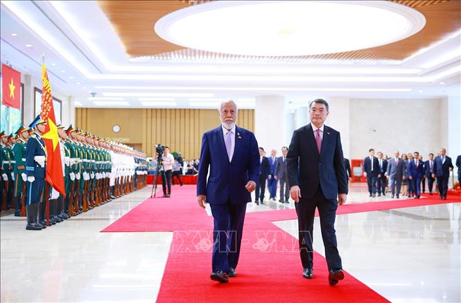 Thủ tướng Lê Minh Hưng đón Thủ tướng Timor-Leste Kay Rala Xanana Gusmão. Ảnh: Dương Giang – TTXVN

