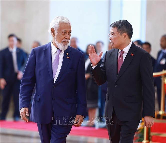 Thủ tướng Lê Minh Hưng đón Thủ tướng Timor-Leste Kay Rala Xanana Gusmão. Ảnh: Dương Giang – TTXVN