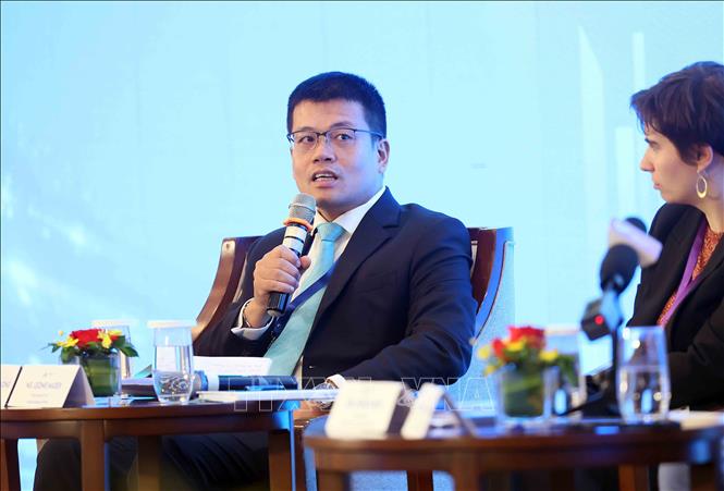 Ông Nguyễn Ánh Dương, Vụ Các vấn đề kinh tế tổng quát và Nghiên cứu hội nhập, Viện Nghiên cứu Chính sách và Chiến lược phát biểu. Ảnh: An Đăng - TTXVN