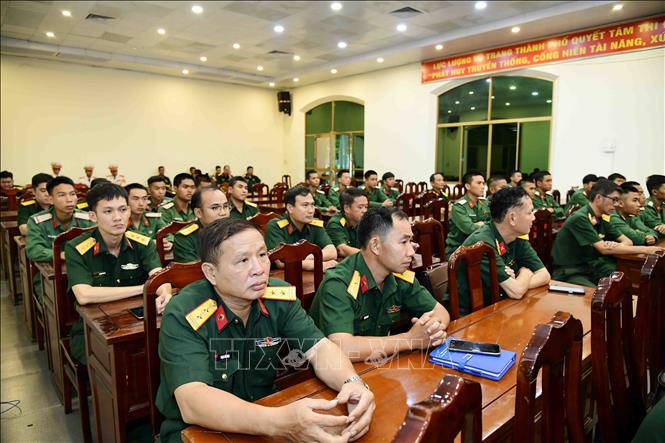 Cán bộ, chiến sỹ tham gia nhiệm vụ tìm kiếm, quy tập hài cốt liệt sĩ trên địa bàn Thành phố Hồ Chí Minh được lựa chọn kỹ lưỡng đảm bảo yêu cầu hoàn thành tốt nhiệm vụ. Ảnh: Xuân Khu-TTXVN