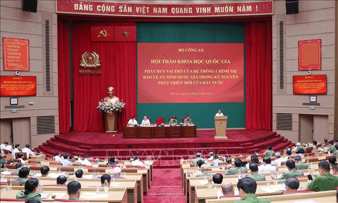 Hội thảo khoa học quốc gia: Phát huy vai trò của hệ thống chính trị bảo vệ an ninh quốc gia trong kỷ nguyên phát triển mới của đất nước. Ảnh: Phương Hoa - TTXVN