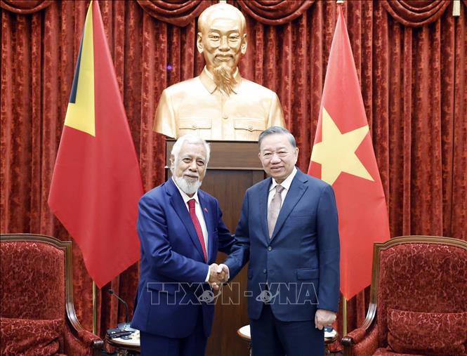 Party General Secretary and State President To Lam and Prime Minister of Timor-Leste Kay Rala Xanana Gusmão. VNA Photo: Thống Nhất