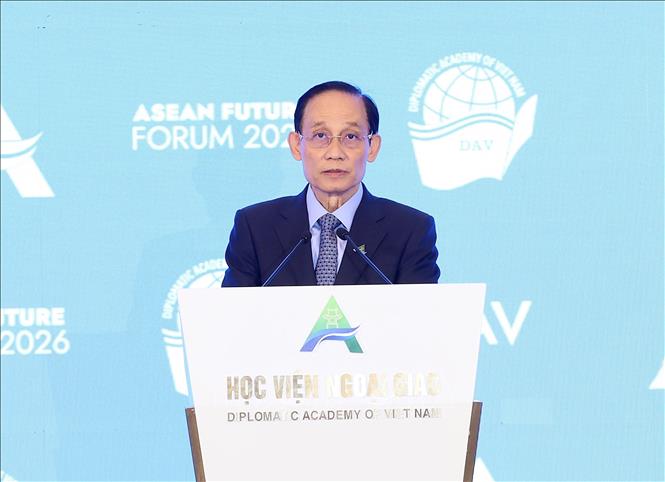 Đồng chí Lê Hoài Trung, Uỷ viên Bộ Chính trị, Bộ trưởng Bộ Ngoại giao phát biểu Diễn đàn Tương lai ASEAN 2026. Ảnh: An Đăng - TTXVN