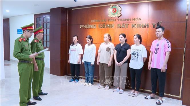 Cơ quan CSĐT Công an tỉnh Thanh Hóa thi hành Quyết định khởi tố vụ án, khởi tố bị can về tội 