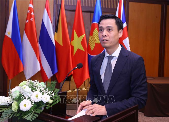  Deputy Minister of Foreign Affairs Dang Hoang Giang speaks at the workshop marking the fifth anniversary of ASEAN-UK Dialogue Partnership relations (2021-2026). VNA Photo: Văn Điệp 
