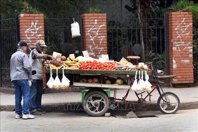 Người dân tại La Habana, Cuba. Ảnh: THX/TTXVN