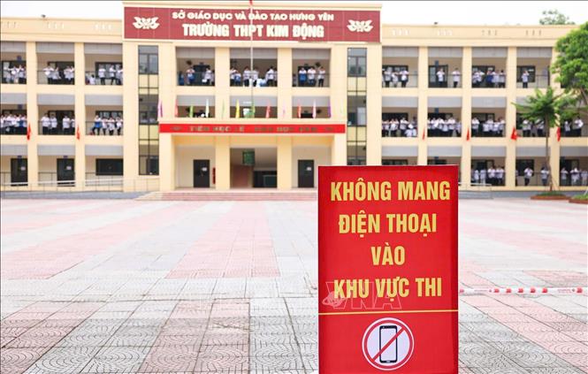 Điểm thi Trường THPT Kim Động (Hưng Yên).  Ảnh: Thanh Tùng - TTXVN 