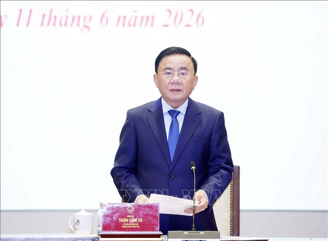 Đồng chí Trần Cẩm Tú, Ủy viên Bộ Chính trị, Thường trực Ban Bí thư phát biểu. Ảnh: Thống Nhất – TTXVN