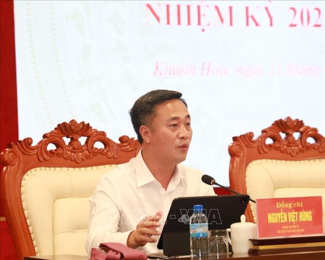 Ông Nguyễn Việt Hùng, Chủ tịch UBND tỉnh Khánh Hòa phát biểu. Ảnh: Xuân Triệu - TTXVN