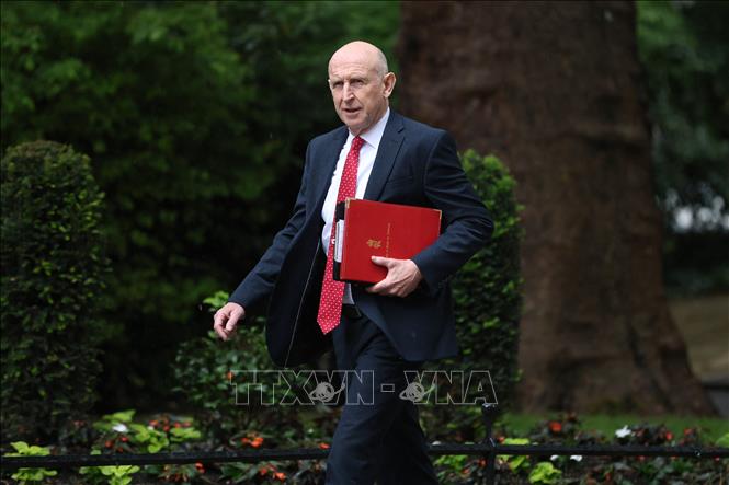 Bộ trưởng Quốc phòng Anh John Healey tới dự cuộc họp nội các tuần ở London, ngày 2/6/2026. Ảnh: Anadolu Agency/TTXVN