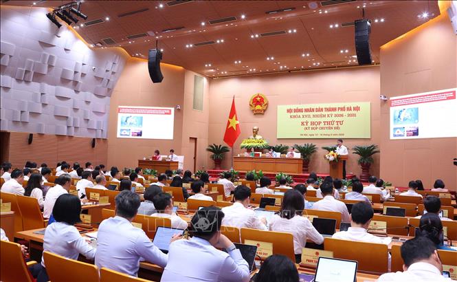 Khai mạc kỳ họp thứ tư HĐND thành phố Hà Nội khóa XVII. Ảnh: Văn Điệp - TTXVN