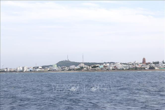 Đặc khu Phú Quý (Lâm Đồng) được định hướng thành trung tâm khai thác, dịch vụ hậu cần nghề cá, kết hợp tìm kiếm cứu nạn trên biển của cả nước. Ảnh: Nguyễn Thanh - TTXVN