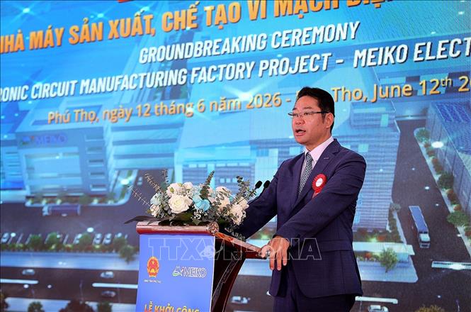 Ông Sakate Atsushi, Phó Chủ tịch Tập đoàn Meiko, phát biểu tại buổi lễ. Ảnh: Thanh Hải - TTXVN 