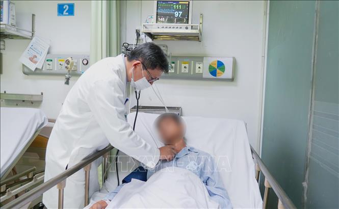 Bệnh nhân nhồi máu cơ tim cấp điều trị tại Bệnh viện Nhân dân Gia Định Thành phố Hồ Chí Minh. Ảnh: TTXVN phát