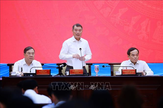 Thủ tướng Lê Minh Hưng làm việc với Ban Thường vụ Thành uỷ Thành phố Hồ Chí Minh. Ảnh: Dương Giang – TTXVN
