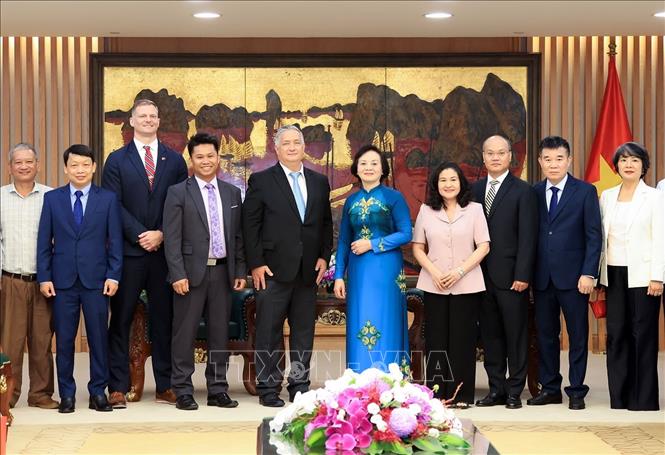 Phó Thủ tướng Phạm Thị Thanh Trà với các đại biểu chụp ảnh chung. Ảnh: Tuấn Anh - TTXVN