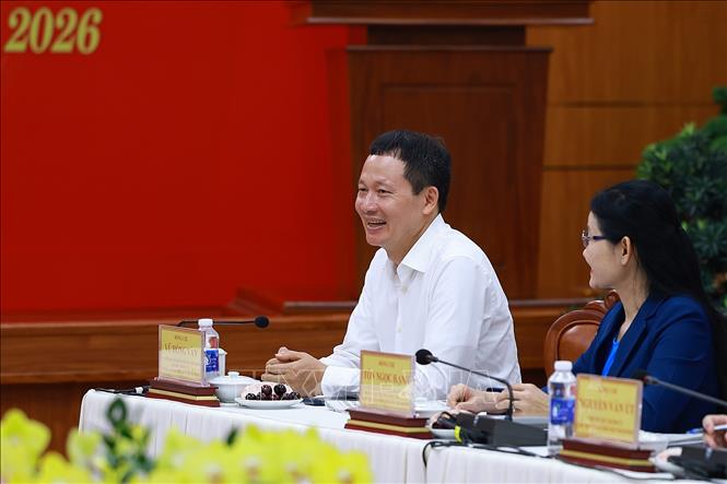 Bí thư Thành uỷ Đồng Nai Vũ Hồng Văn tại buổi làm việc. Ảnh: Dương Giang – TTXVN 